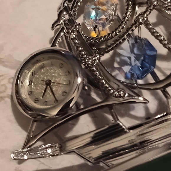 NWT!! Matashi Crystal Sailboat Clock - Picture 6 of 13